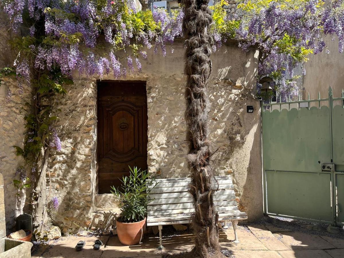 Chez Les Filles Bed & Breakfast Dions Exterior photo