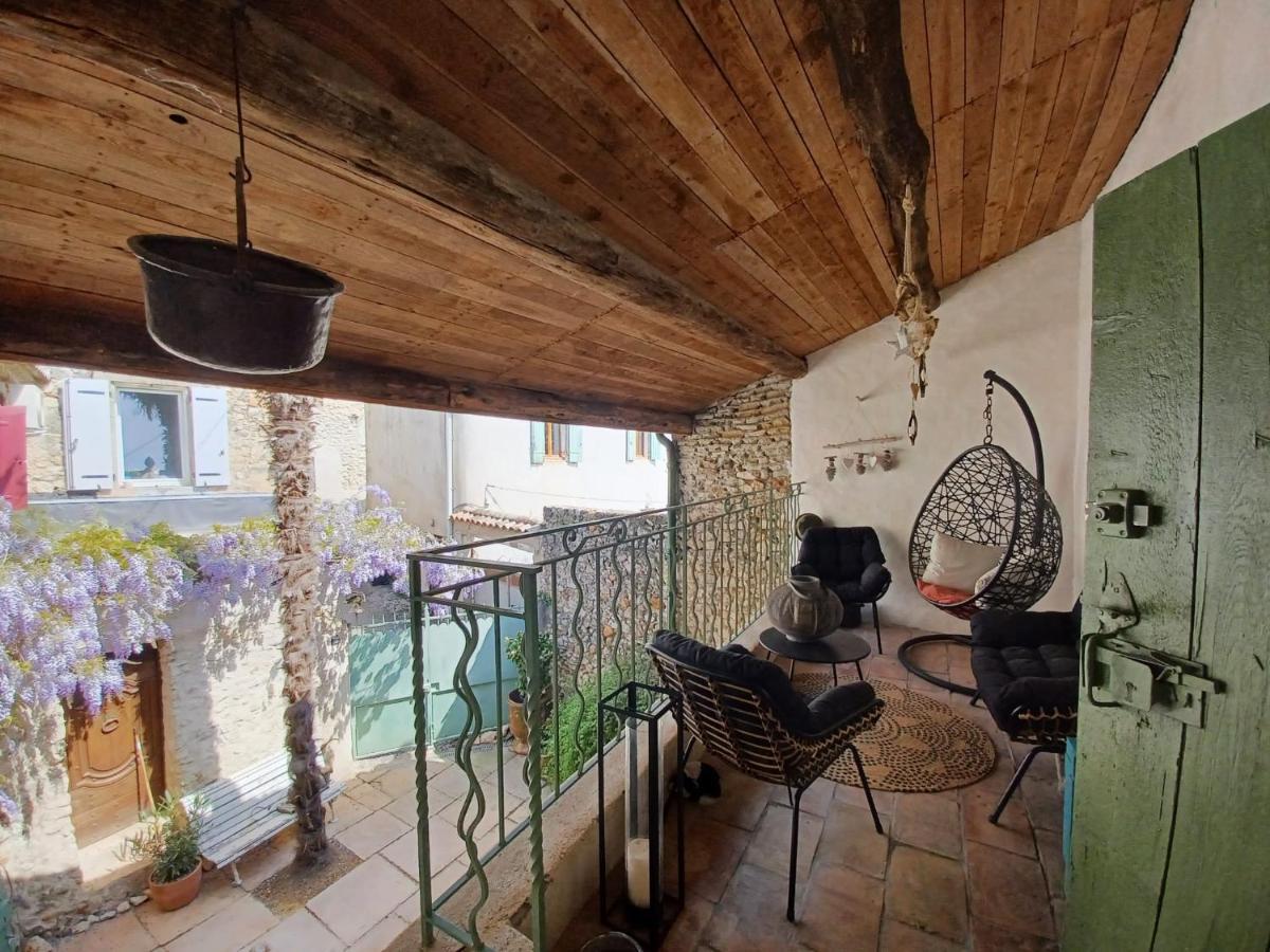 Chez Les Filles Bed & Breakfast Dions Exterior photo